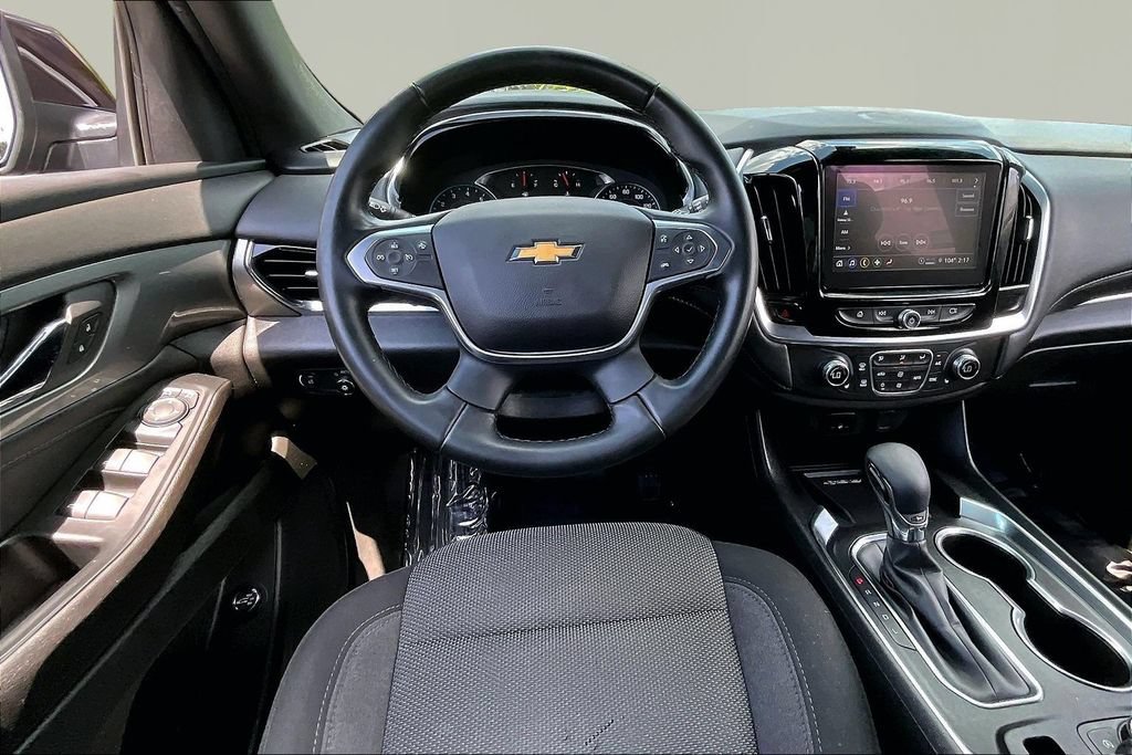 Used 2023 Chevrolet Traverse LT AWD/4WD image 10