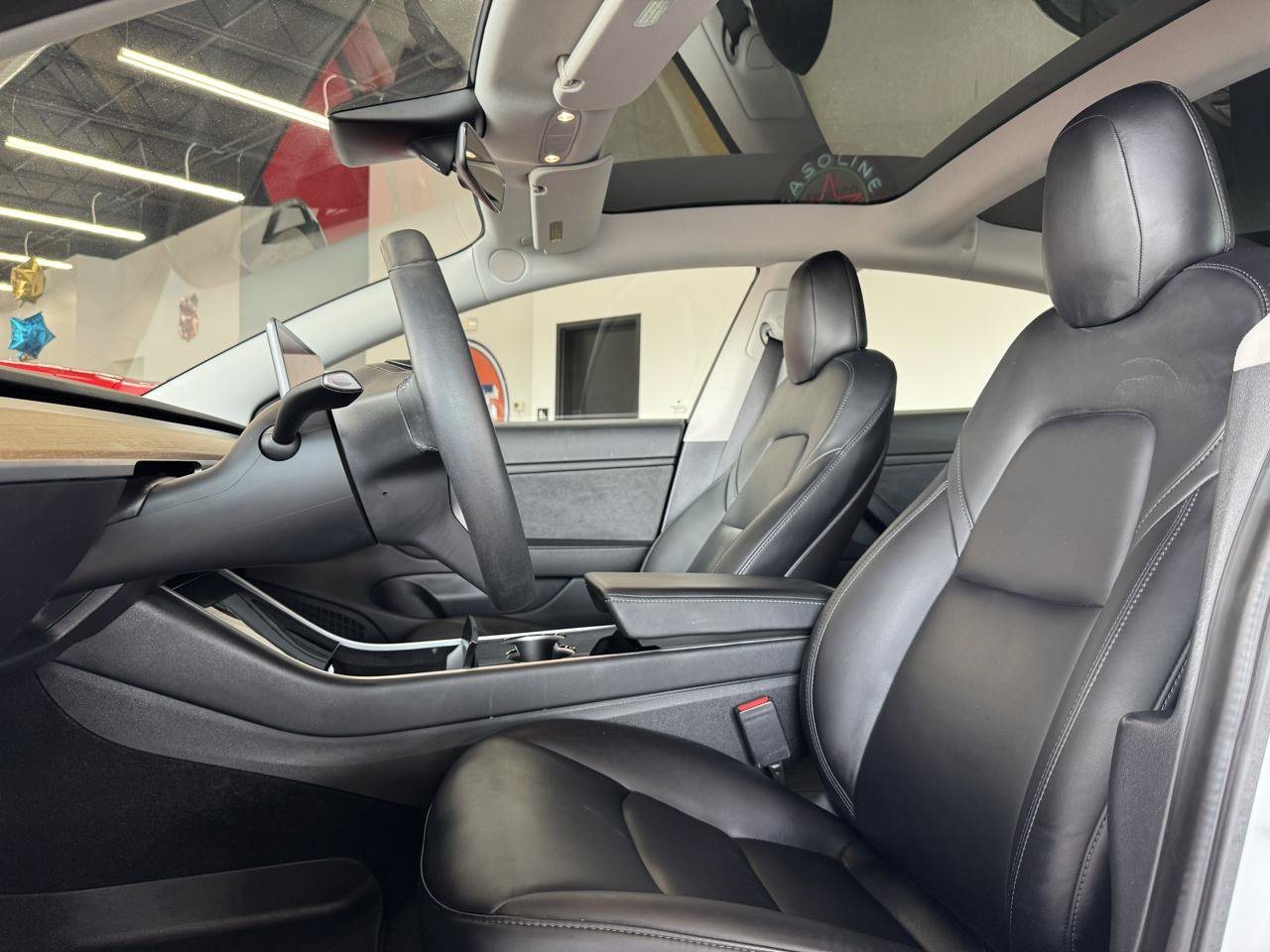 Used 2020 Tesla Model 3 Performance AWD/4WD image 2