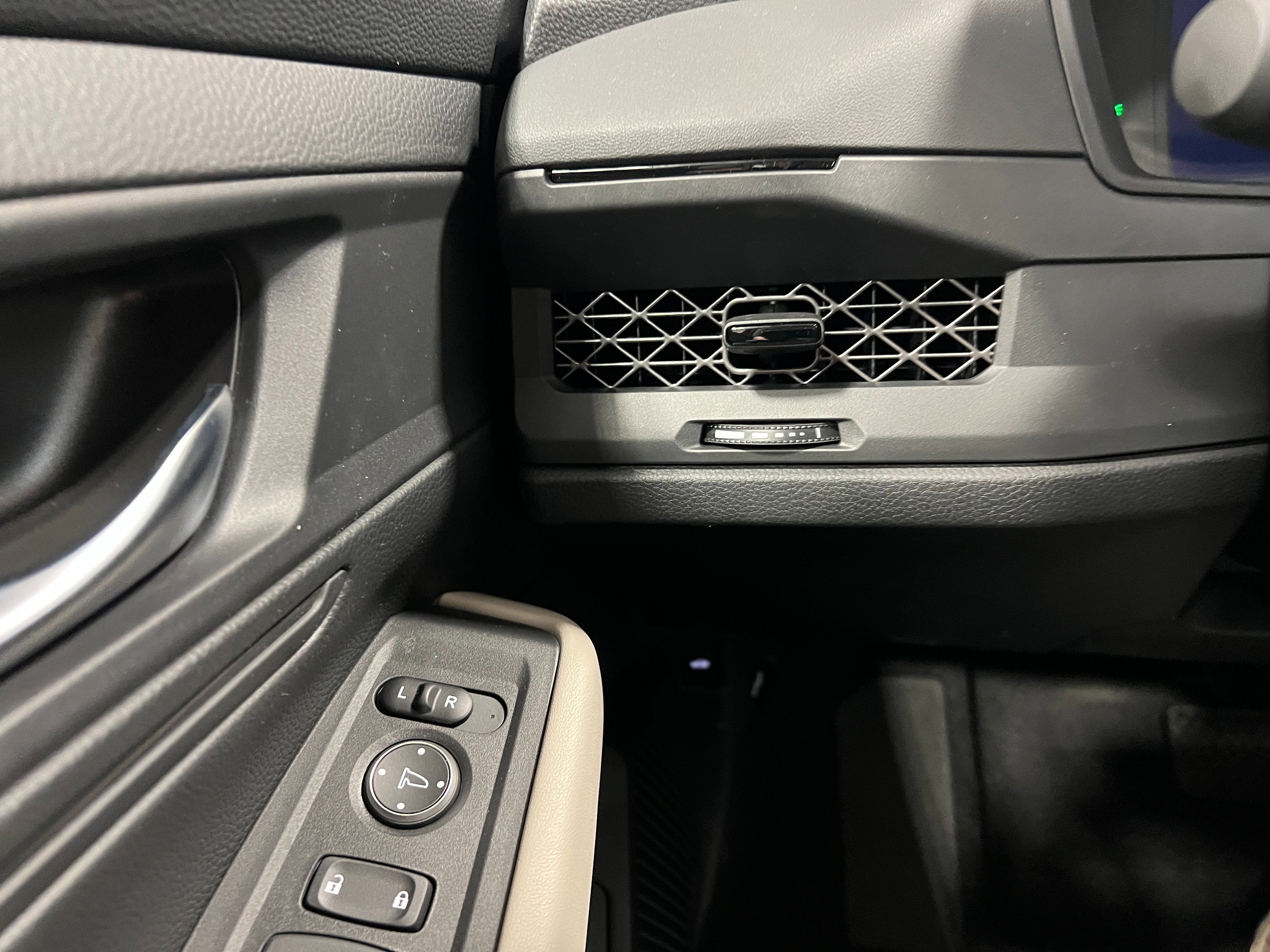 New 2025 Honda Accord LX image 14