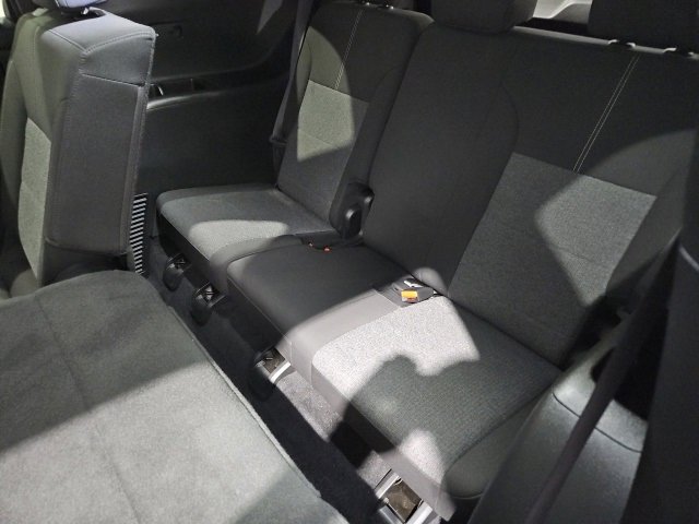 Certified 2025 GMC Acadia Elevation image 11