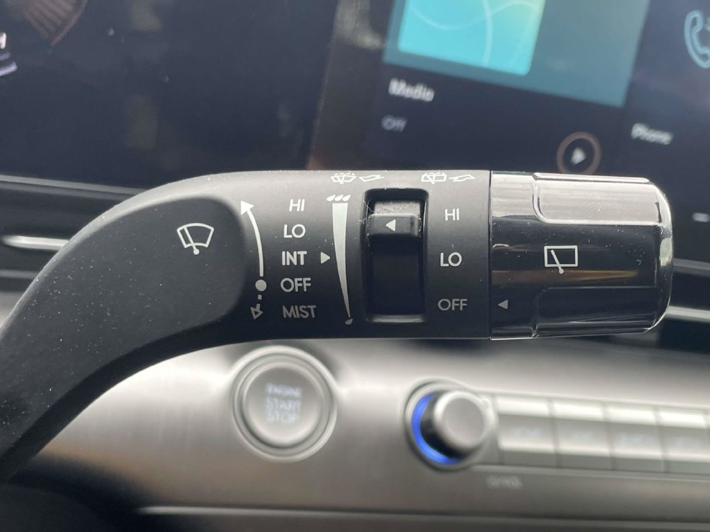 New 2026 Hyundai Kona SE AWD/4WD image 24