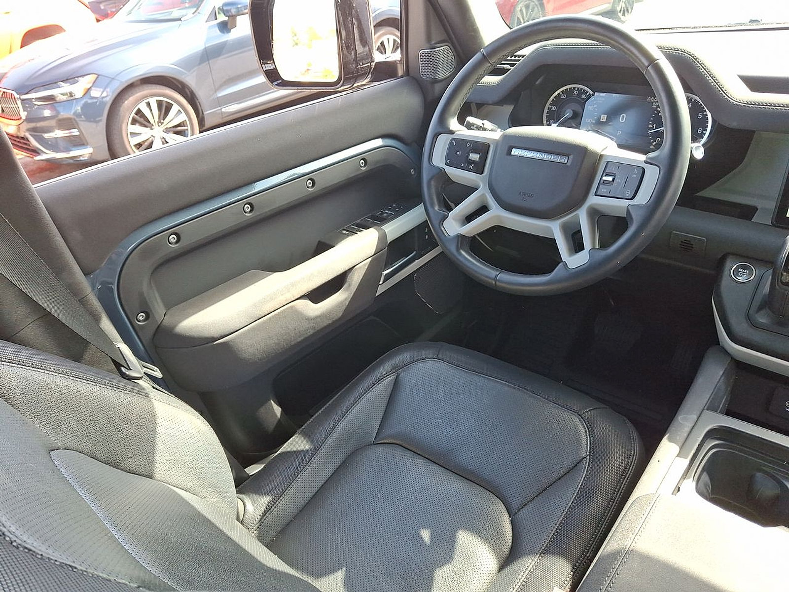 Used 2023 Land Rover Defender 110 X-Dynamic SE AWD/4WD image 15