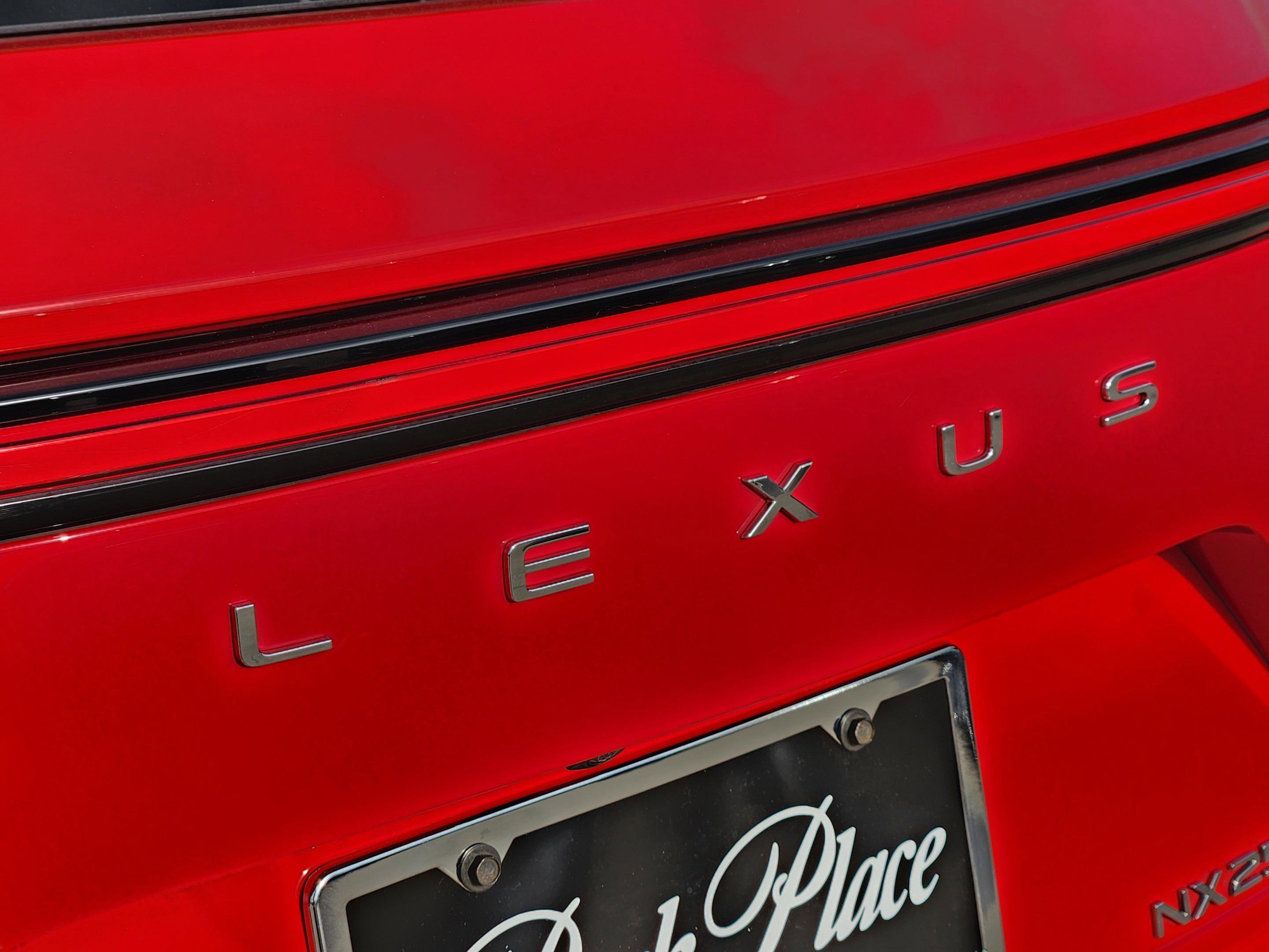 Used 2025 Lexus NX 250 FWD w/ Towing Package (2000 Lbs) image 12