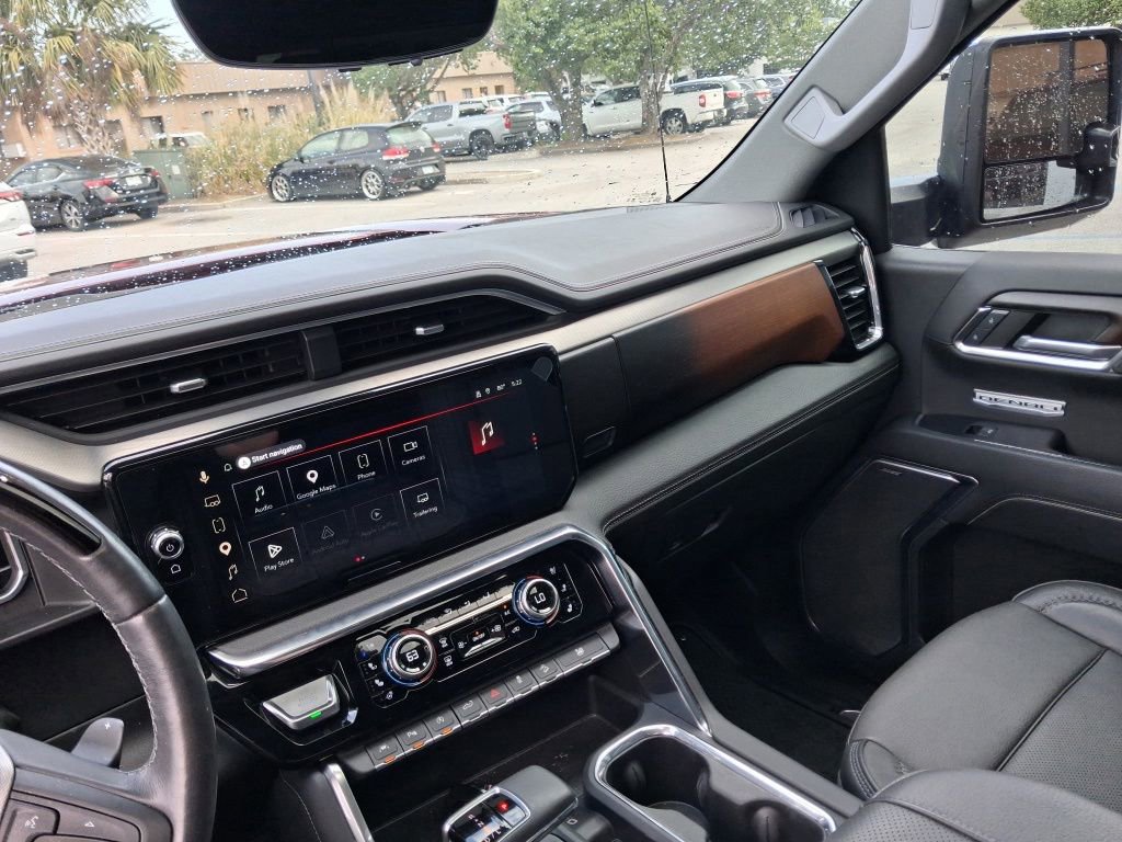 Used 2024 GMC Sierra 1500 Denali AWD/4WD image 16