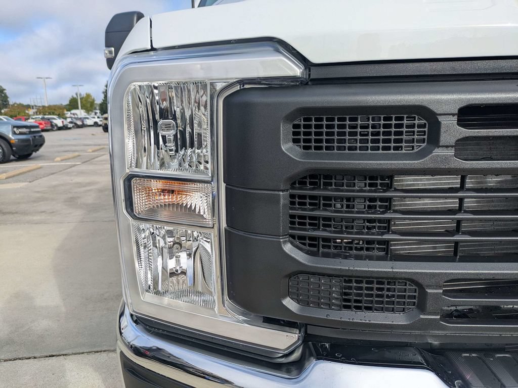 New 2027 Ford F250 XL w/ 360-Degree Camera Package AWD/4WD image 10