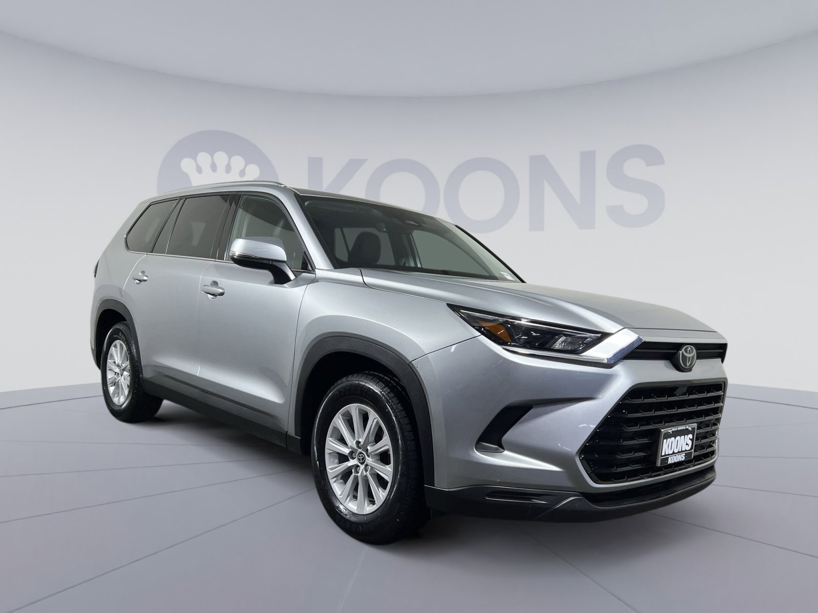 Used 2024 Toyota Grand Highlander XLE image 5