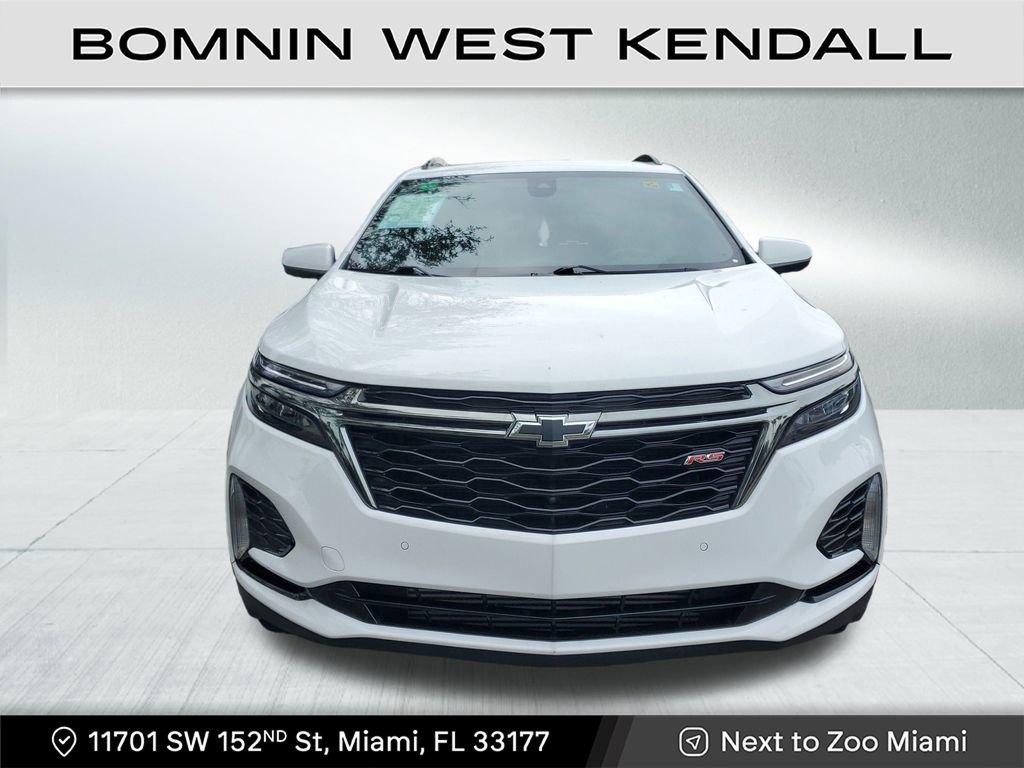 Used 2023 Chevrolet Equinox RS image 2