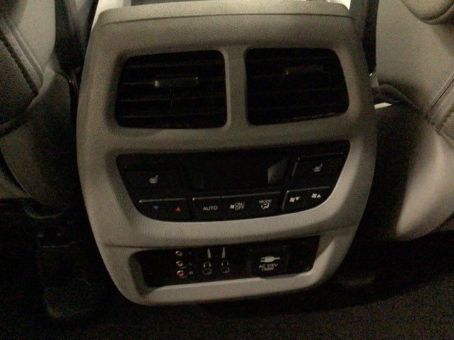 Used 2017 Honda Pilot Elite image 8