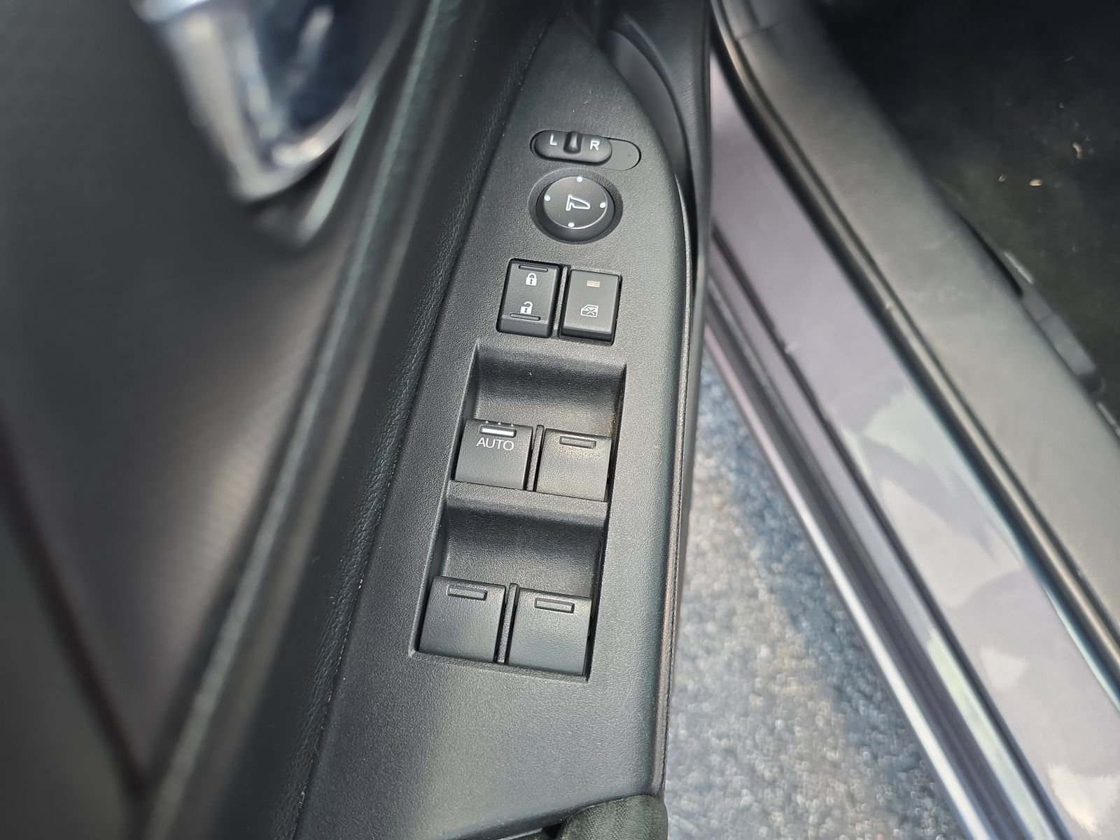Used 2015 Honda Accord LX image 14