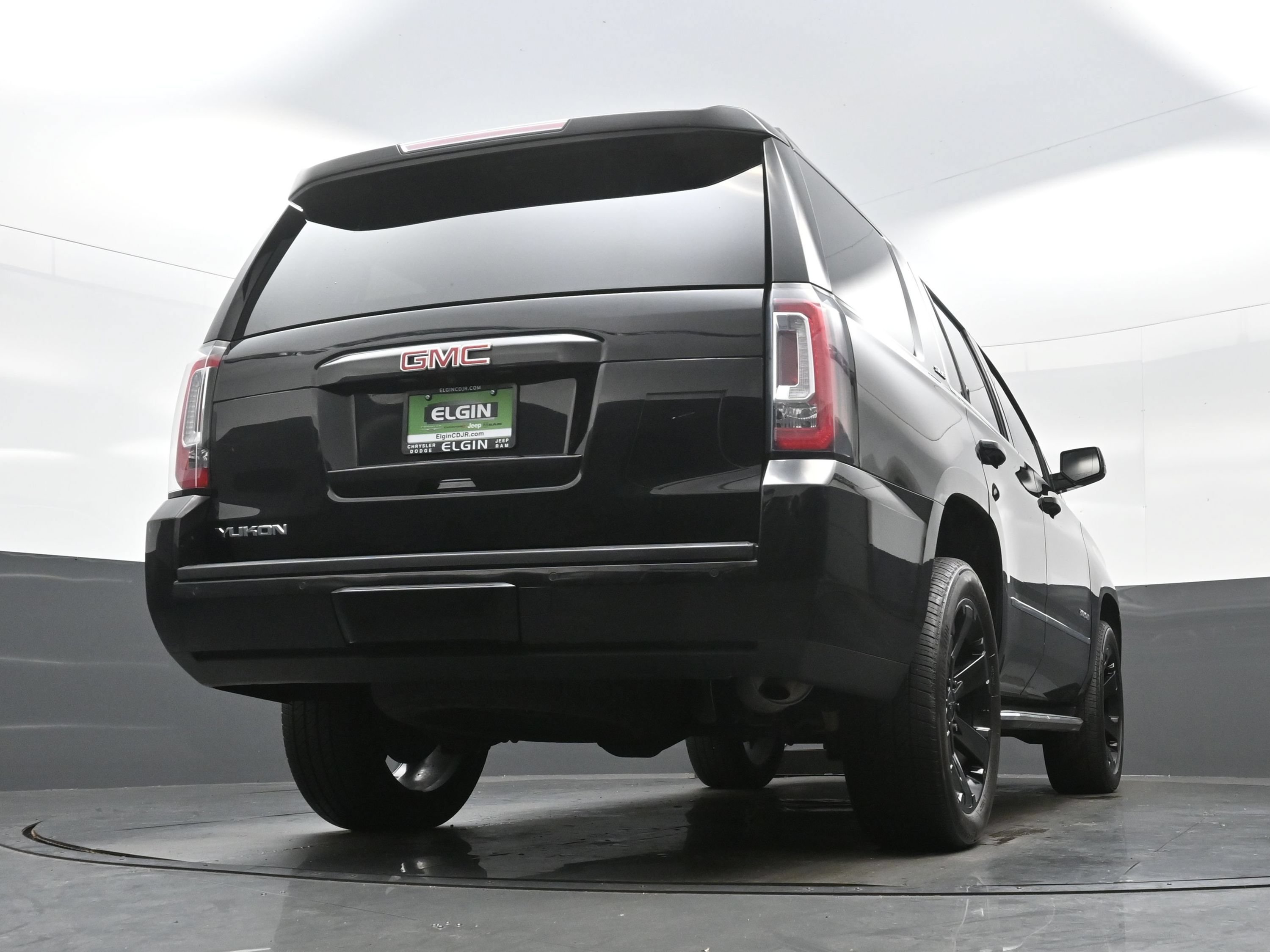 Used 2019 GMC Yukon SLE w/ HD Trailering Package AWD/4WD image 31