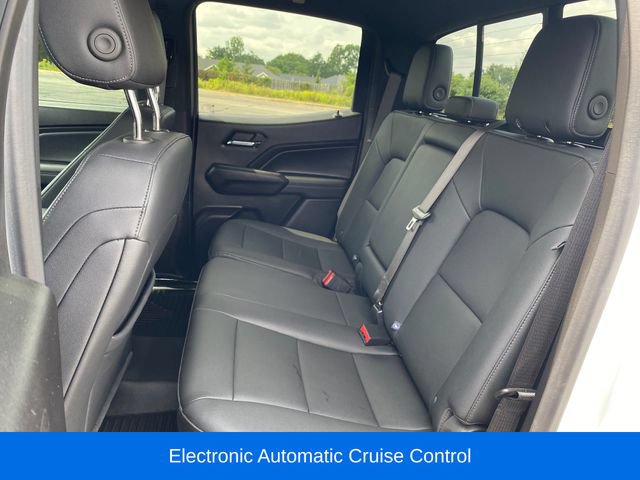 Used 2024 Chevrolet Colorado LT w/ LT Convenience Package III AWD/4WD image 19
