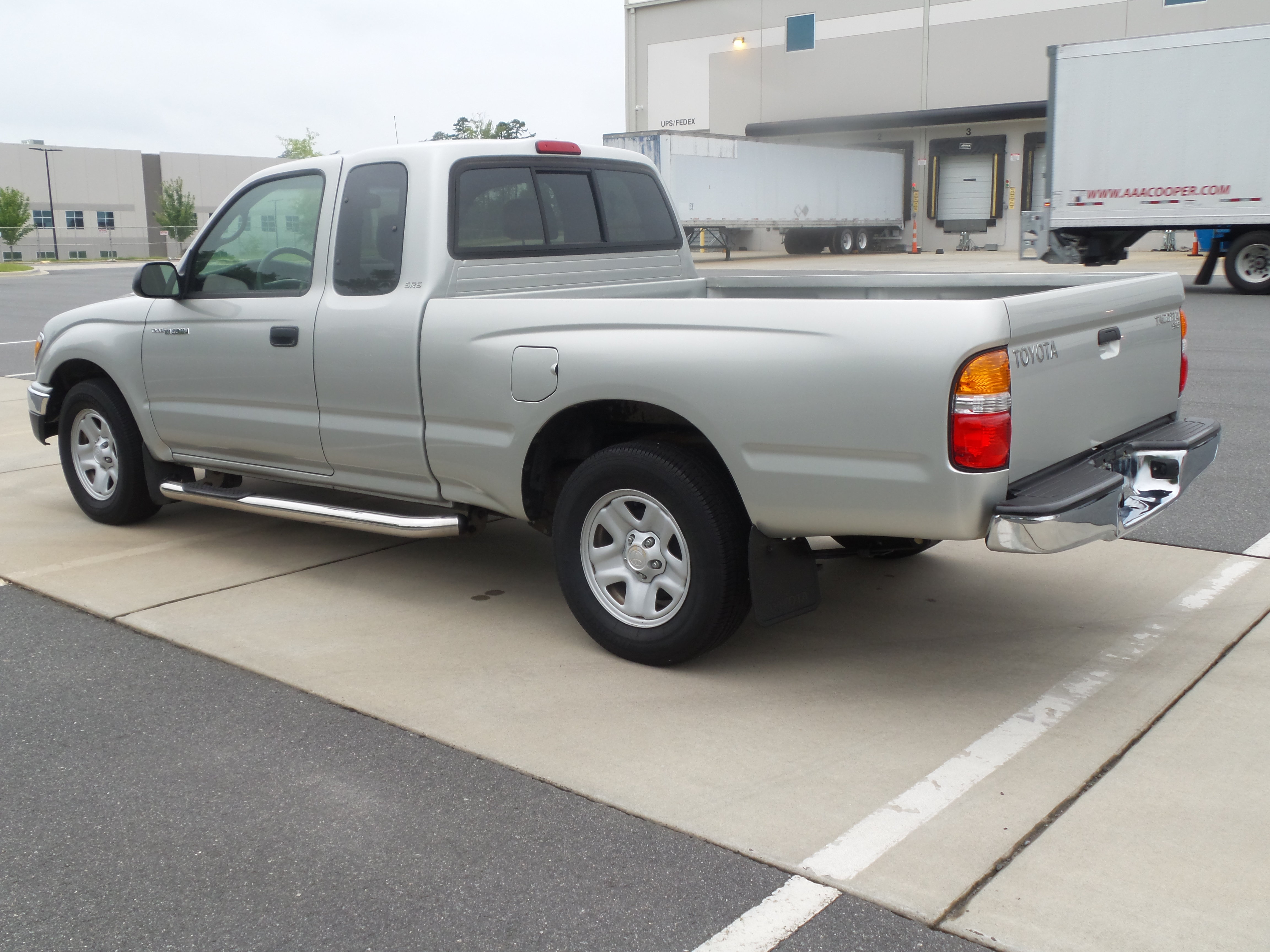 Used 2004 Toyota Tacoma 2WD Xtracab image 11