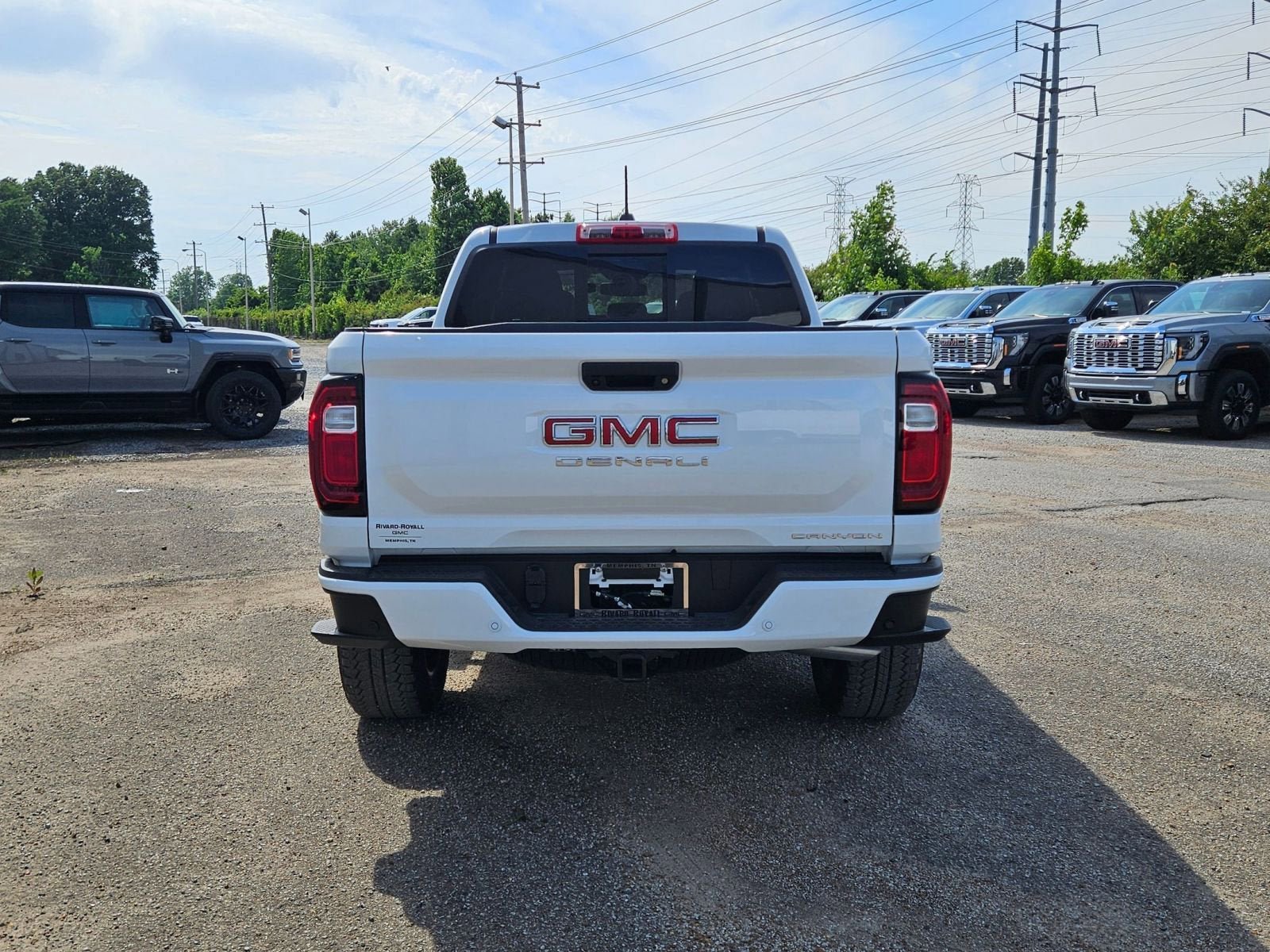 Used 2026 GMC Canyon Denali AWD/4WD image 5