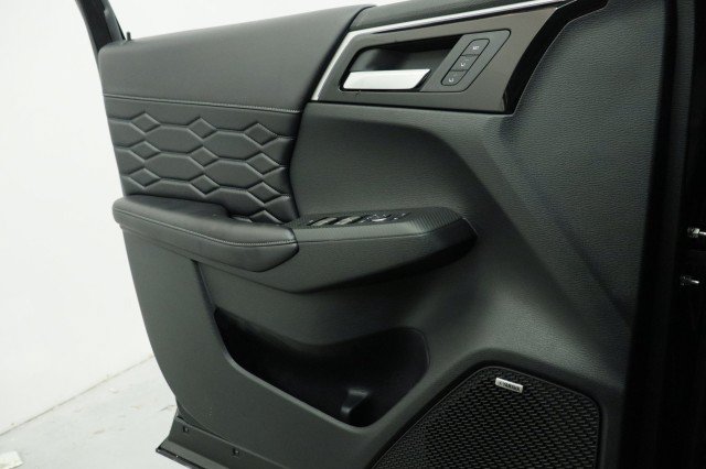 New 2026 Mitsubishi Outlander SEL FWD image 15