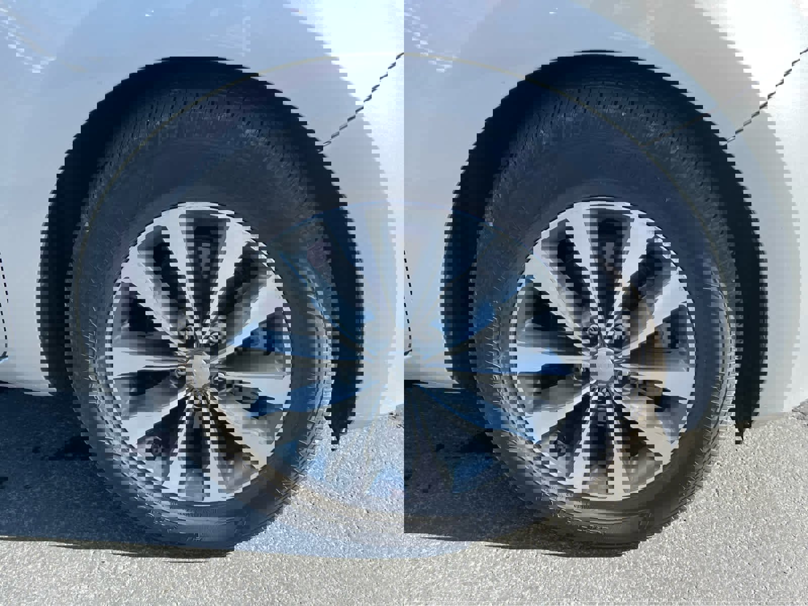 Used 2016 Kia Sedona SX image 16