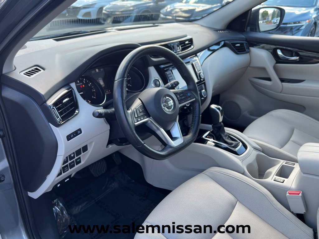 Used 2022 Nissan Rogue Sport SL AWD/4WD image 15