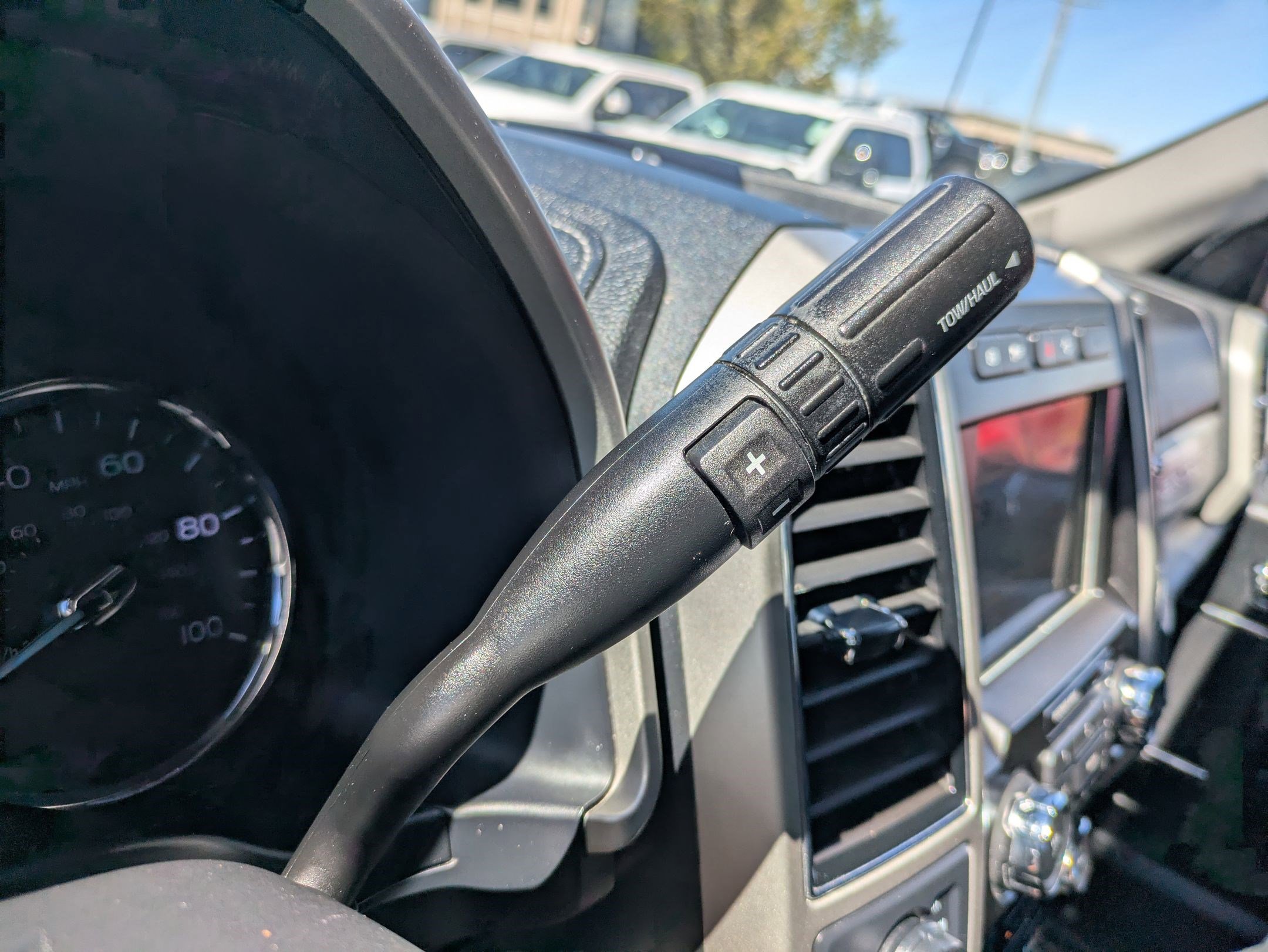 Used 2019 Ford F350 Lariat w/ Lariat Value Package AWD/4WD image 25