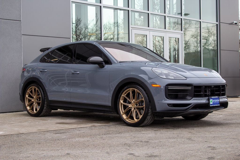 Used 2023 Porsche Cayenne Turbo GT AWD/4WD image 3