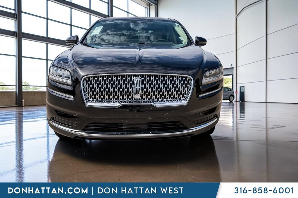 Used 2022 Lincoln Nautilus Reserve AWD/4WD image 28