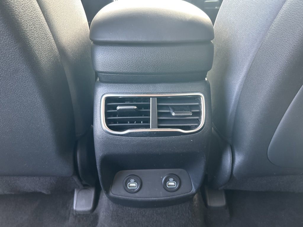 Used 2022 Hyundai Santa Fe SEL image 25