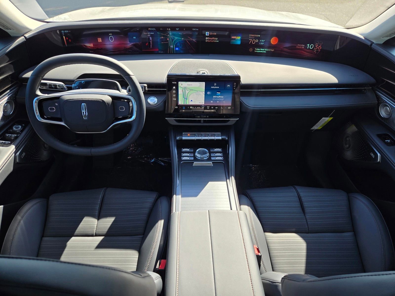 New 2026 Lincoln Nautilus Reserve AWD/4WD image 9