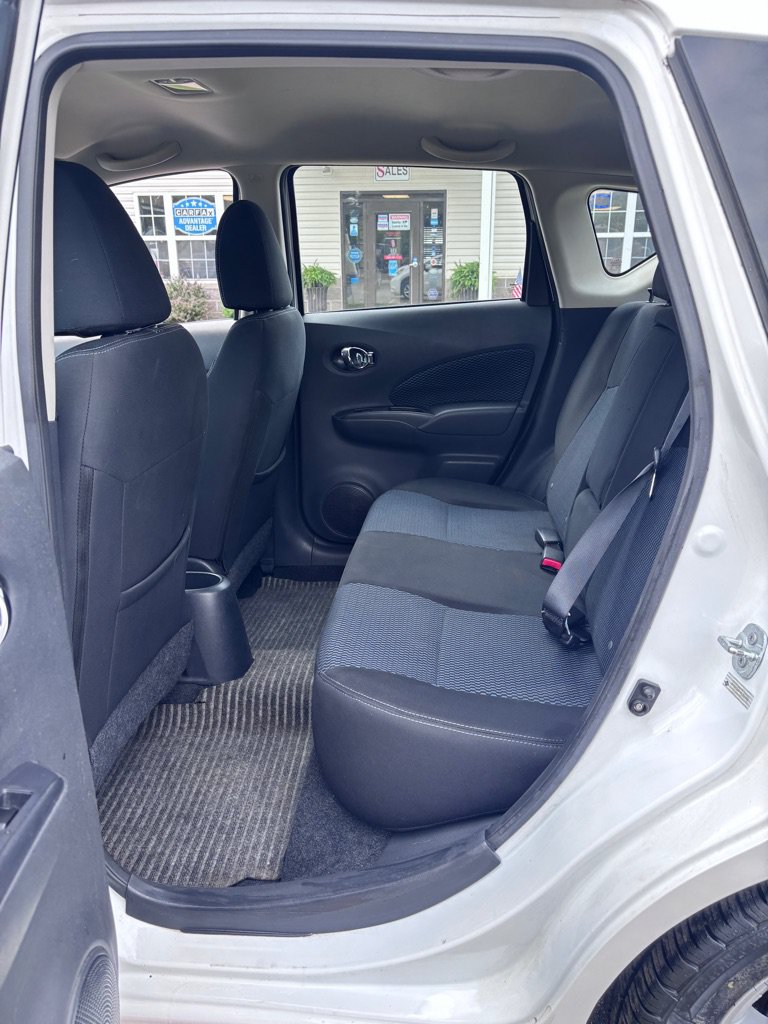 Used 2015 Nissan Versa Note FWD image 10
