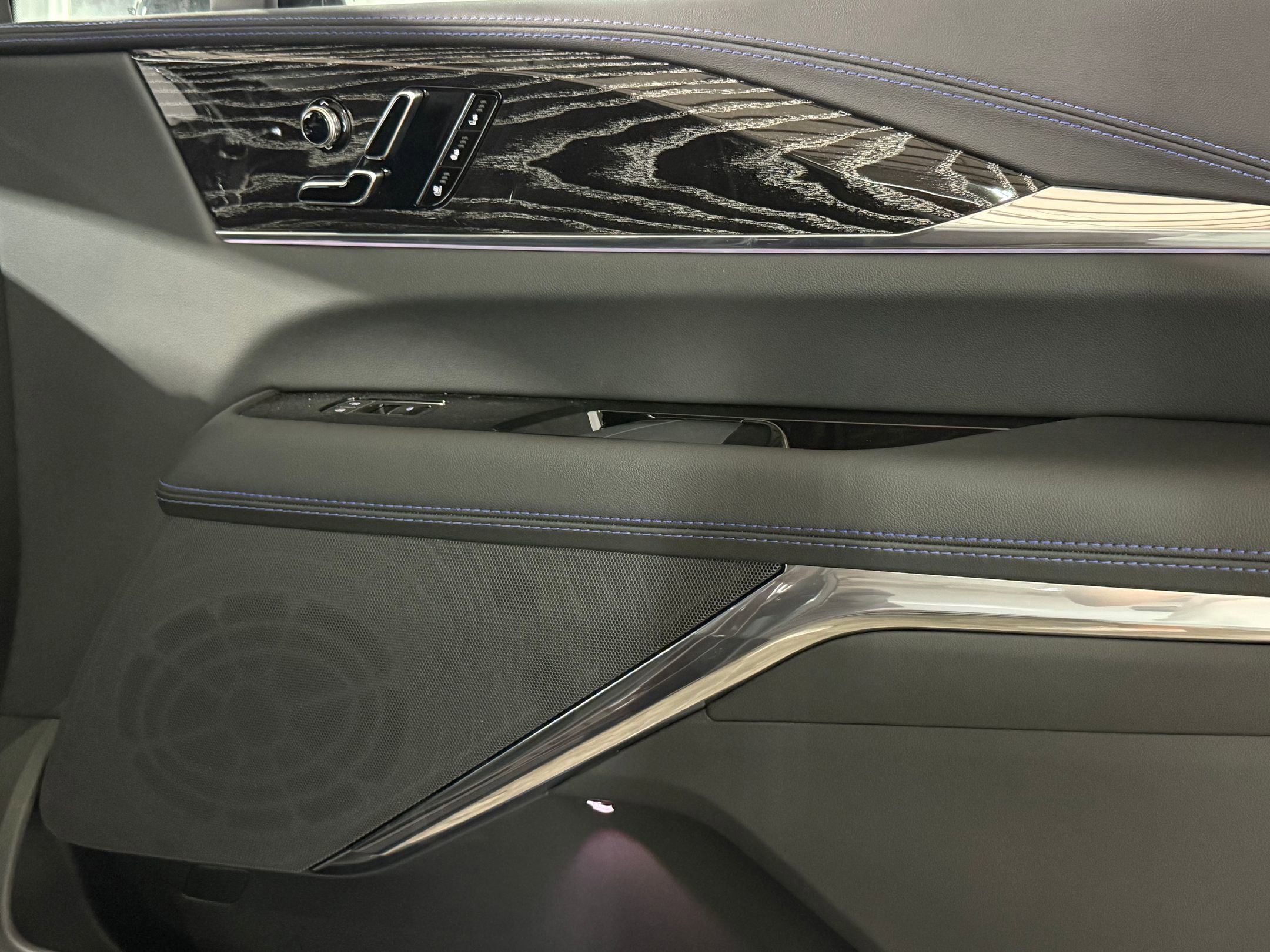 New 2026 Cadillac Escalade IQ Sport 1 w/ LPO, Floor Liner Package image 51