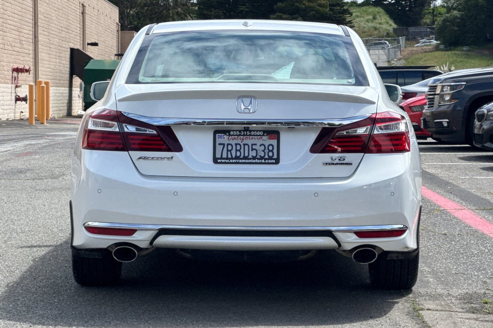 Used 2016 Honda Accord Touring image 6