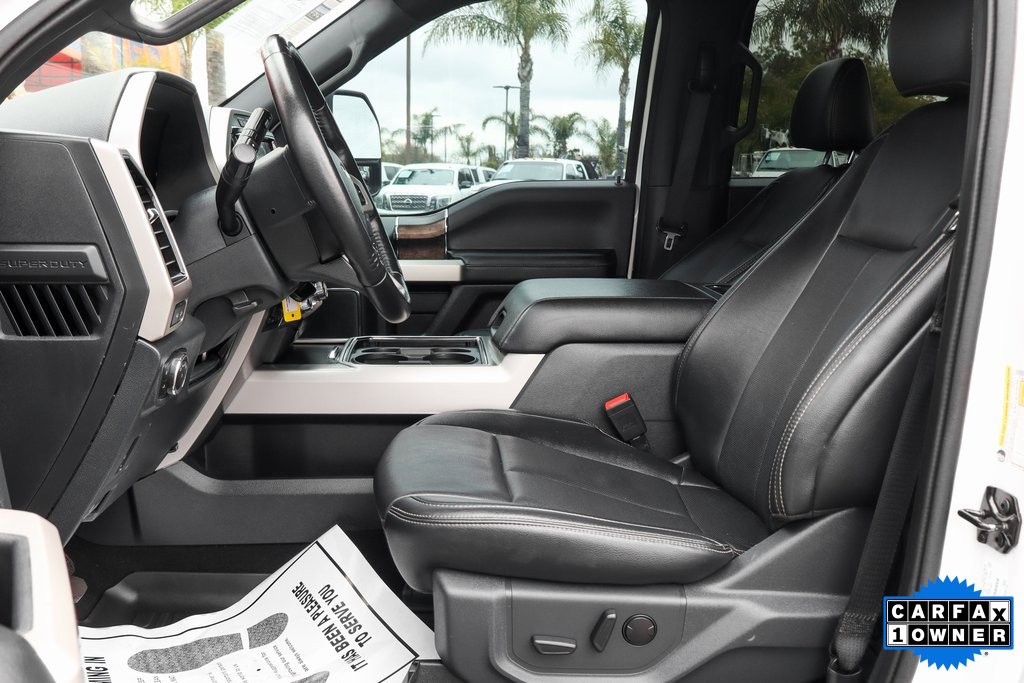 Used 2022 Ford F350 Lariat w/ Black Appearance Package image 16