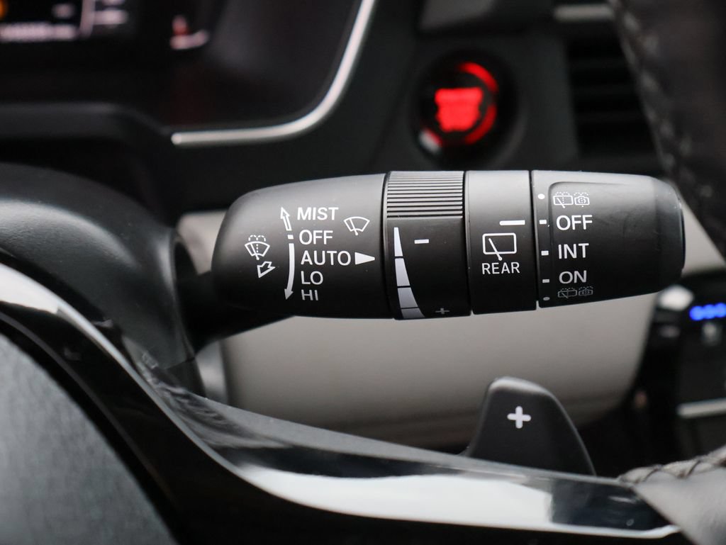 Used 2025 Honda Pilot Elite image 32