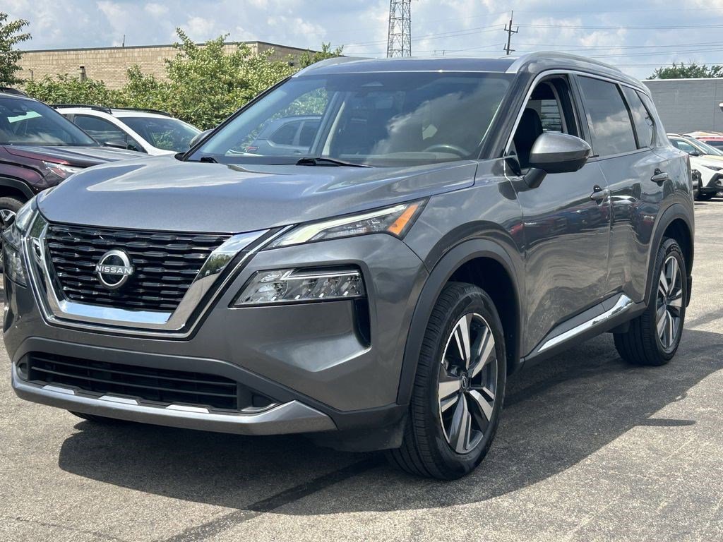Used 2023 Nissan Rogue SL AWD/4WD image 3