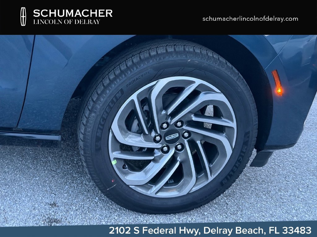 New 2027 Lincoln Navigator Reserve RWD image 9