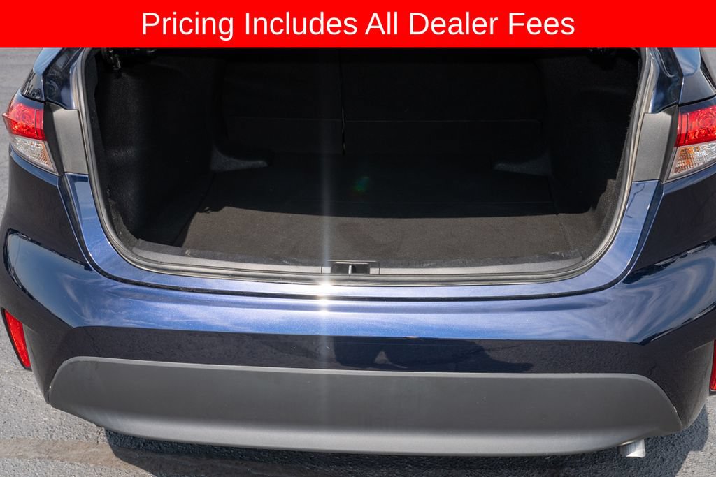 Used 2023 Toyota Corolla LE FWD image 5
