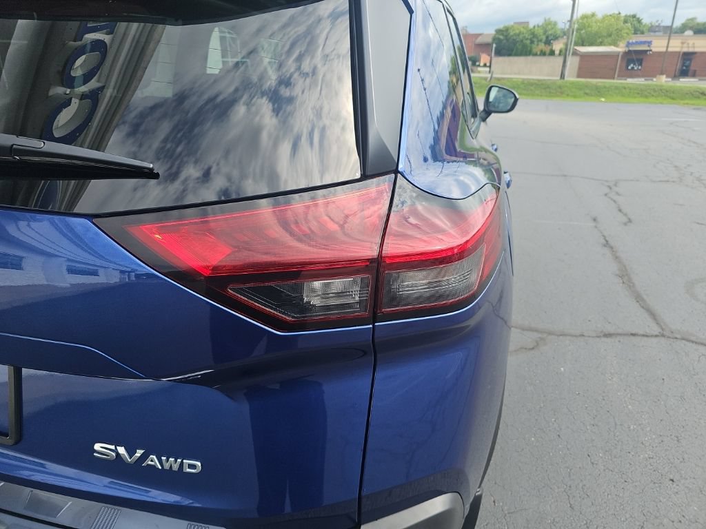Used 2023 Nissan Rogue SV w/ SV Premium Package AWD/4WD image 8