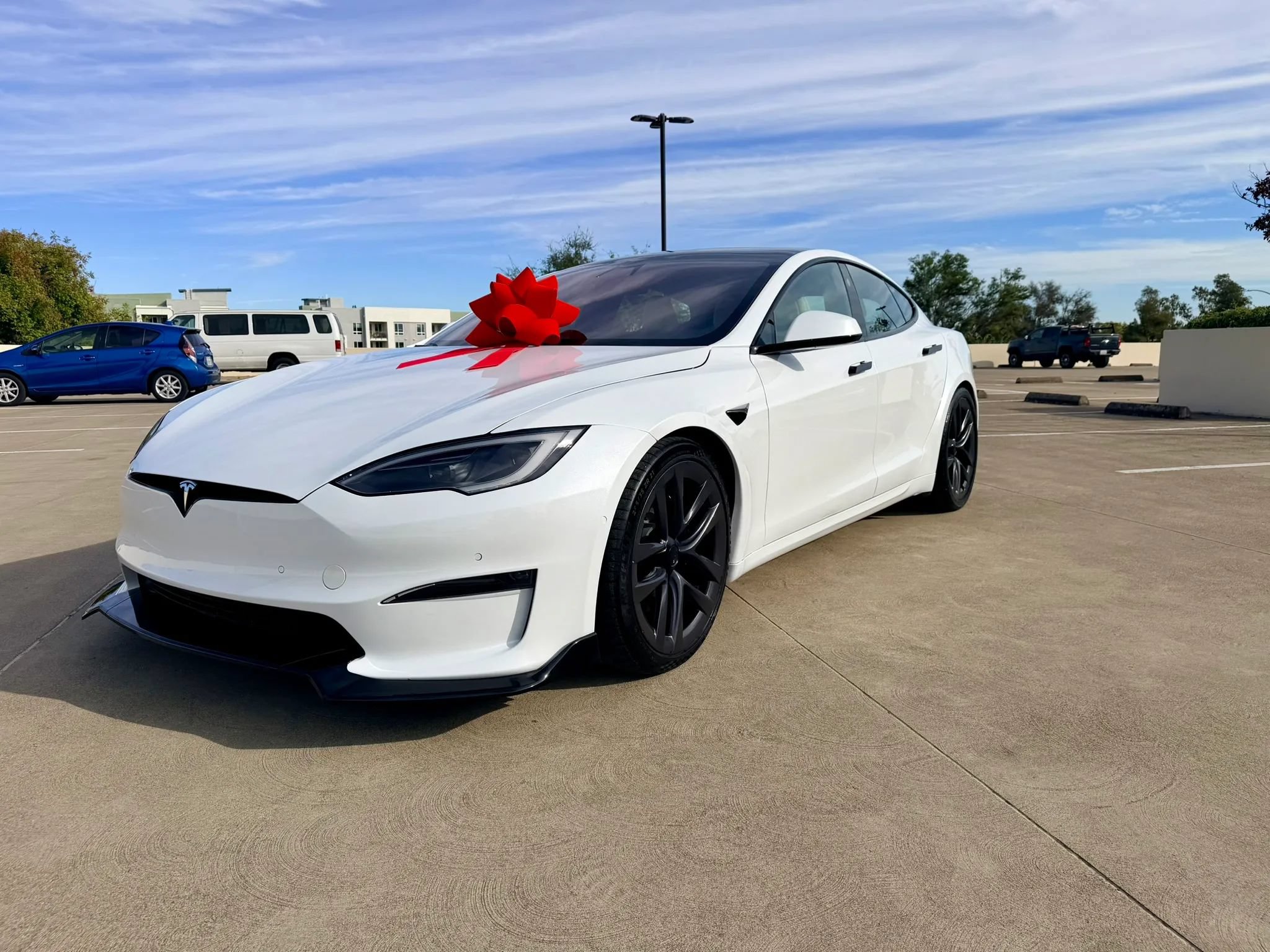Used 2022 Tesla Model S Standard Range AWD/4WD image 2