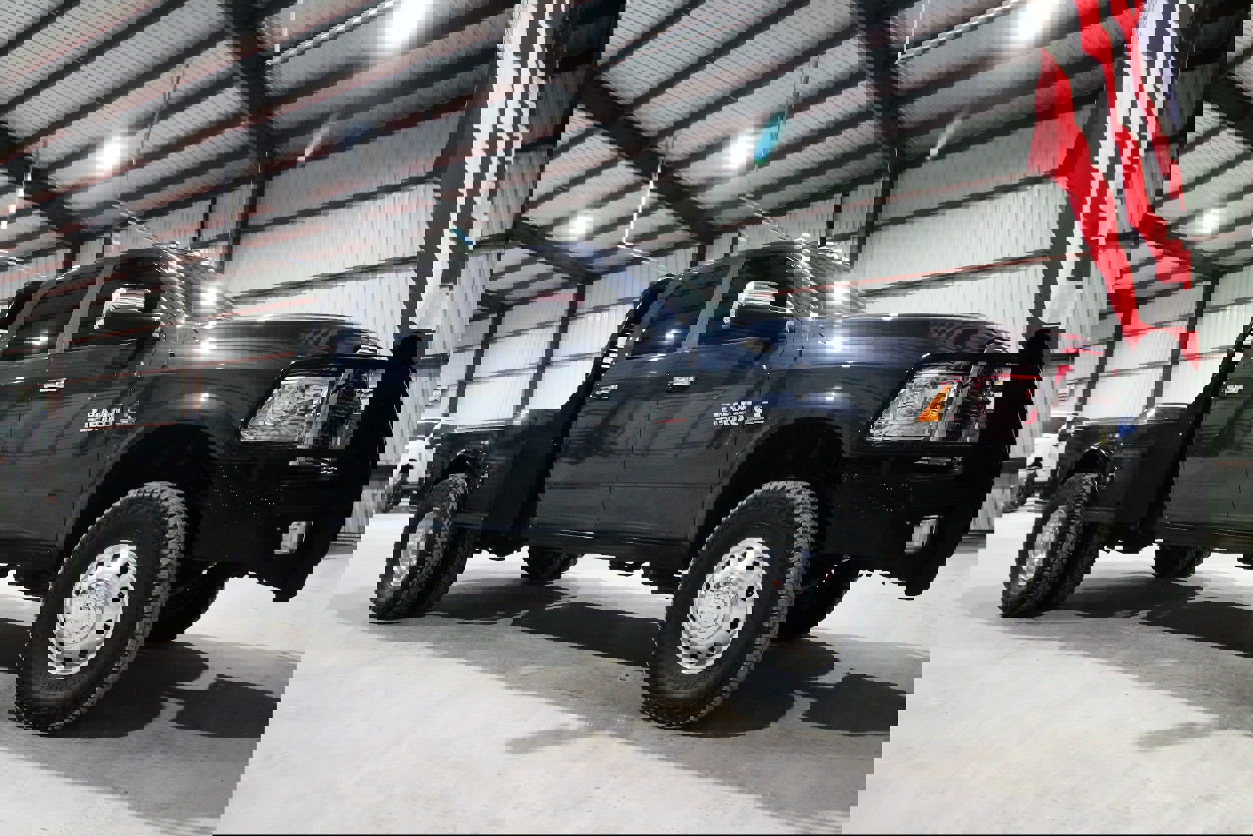 Used 2018 RAM 3500 Laramie w/ Convenience Group image 16