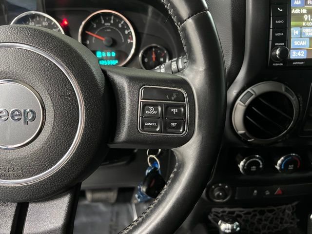 Used 2015 Jeep Wrangler Unlimited Sport w/ Quick Order Package 24S AWD/4WD image 29