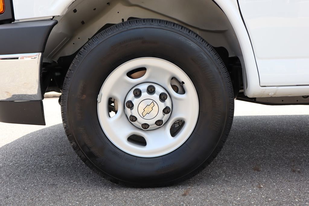 New 2025 Chevrolet Express 2500 w/ Driver Convenience Package image 20