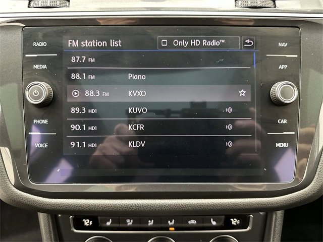 Used 2019 Volkswagen Tiguan SEL image 16