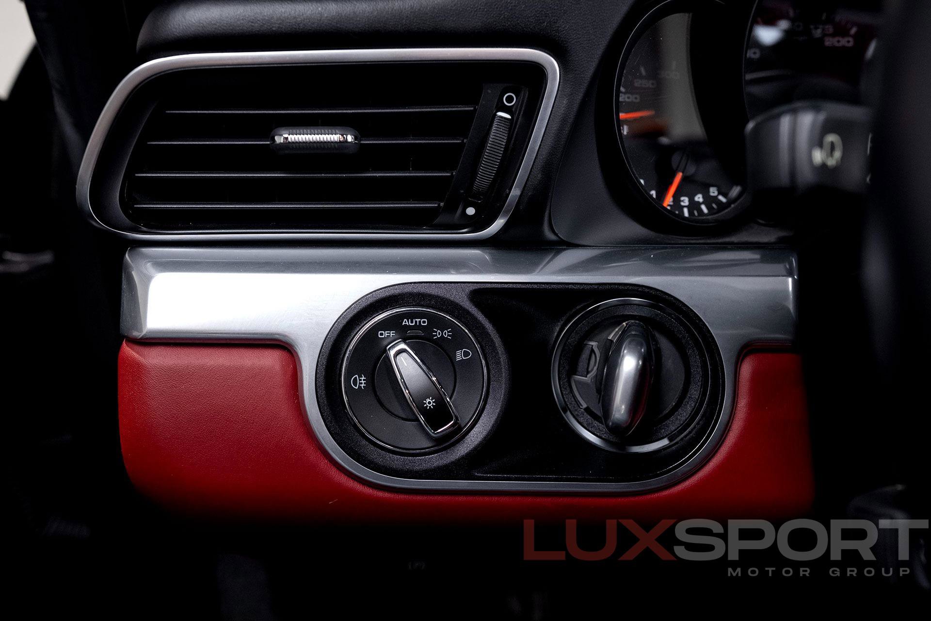 Used 2017 Porsche 911 Targa 4S image 28