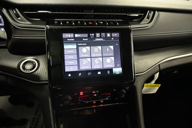 Used 2023 Jeep Grand Cherokee Laredo w/ Luxury Tech Group I AWD/4WD image 15