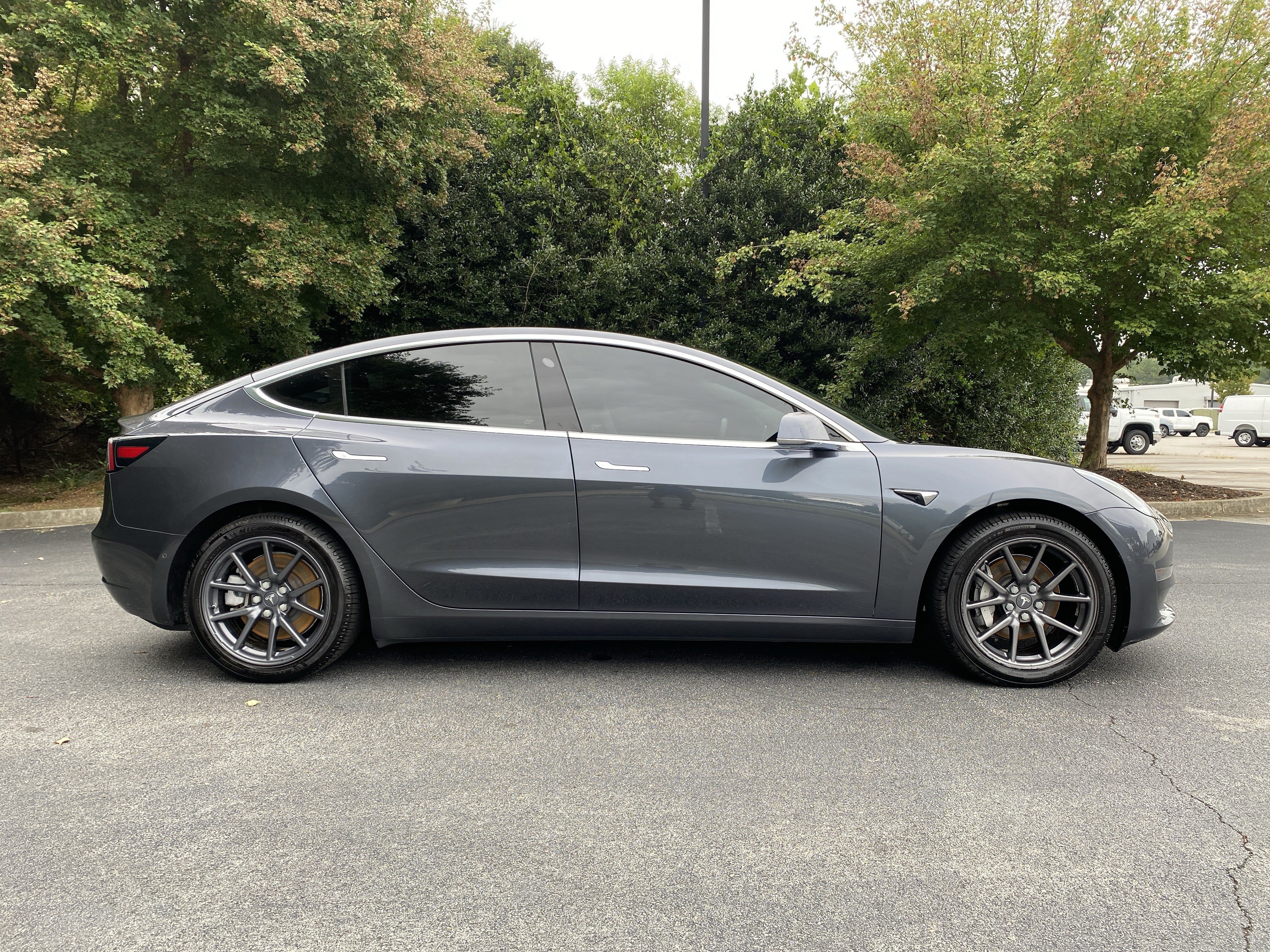 Used 2018 Tesla Model 3 Long Range AWD/4WD image 11