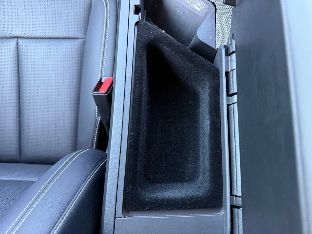 Certified 2025 Cadillac Optiq Sport 2 w/ LPO, Floor Liner Package AWD/4WD image 27