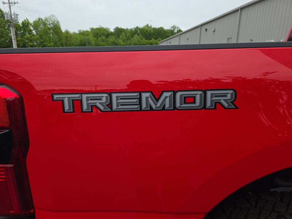 New 2026 Ford F250 Lariat w/ Tremor Off-Road Package AWD/4WD image 12