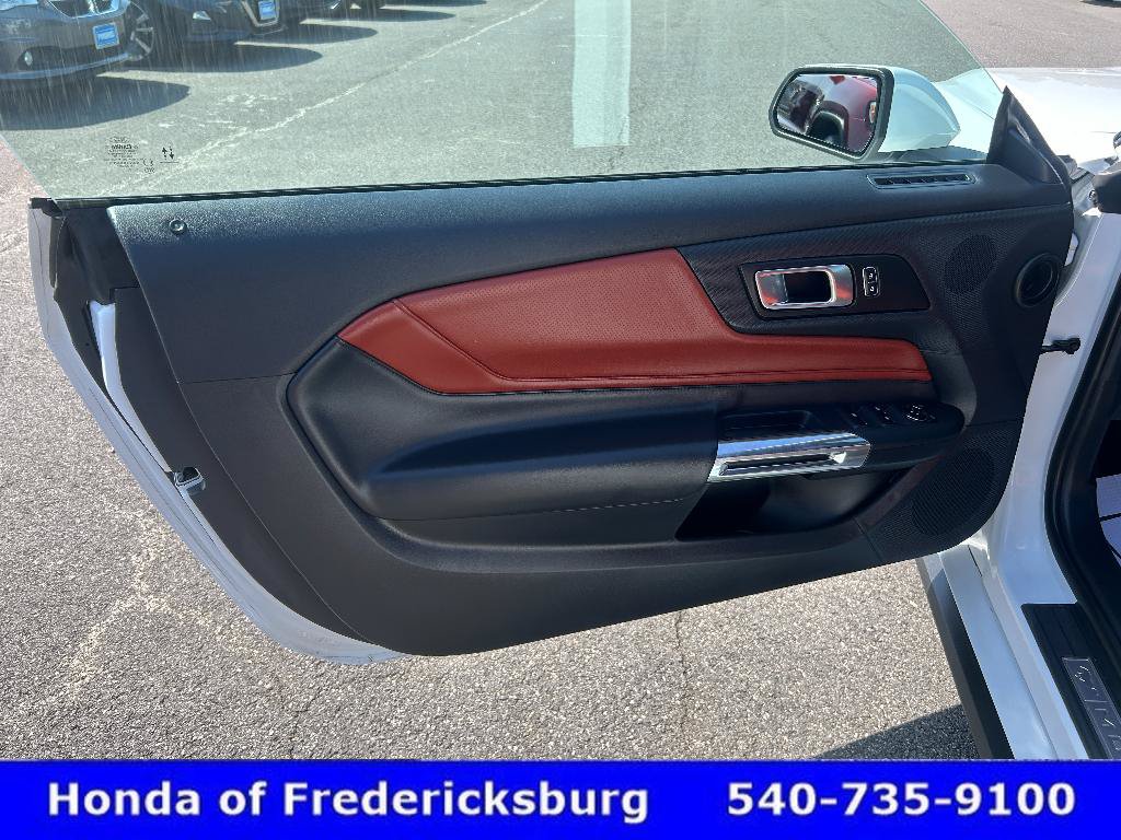 Used 2025 Ford Mustang Premium RWD image 11