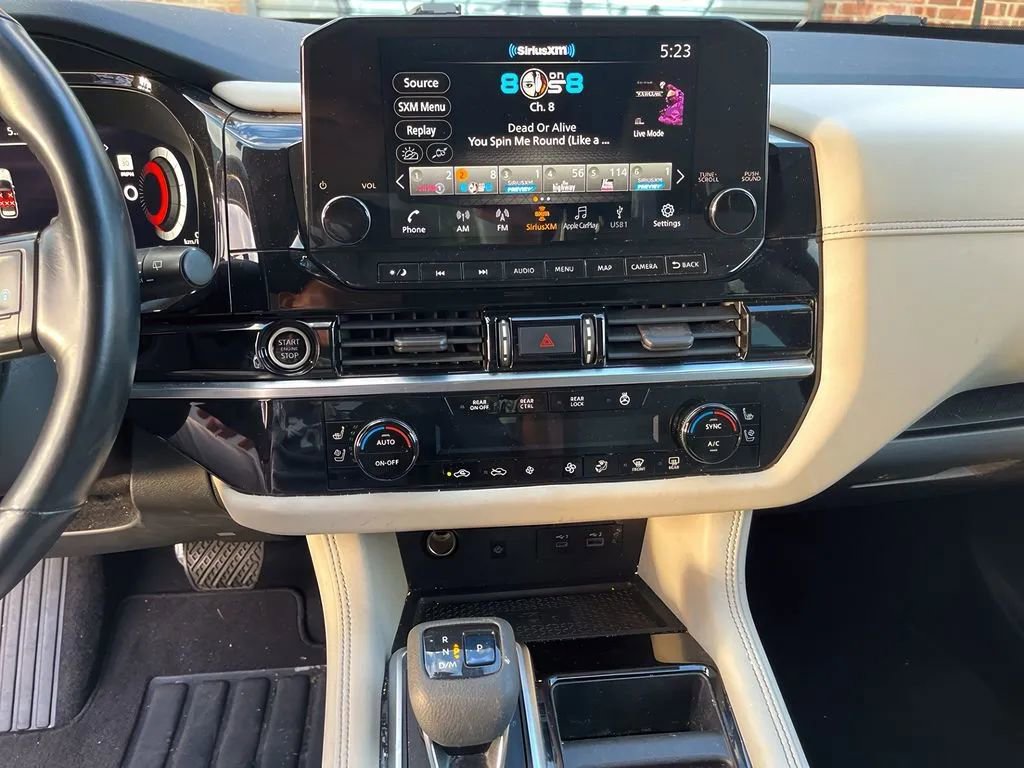 Used 2022 Nissan Pathfinder Platinum w/ Cargo Package image 17