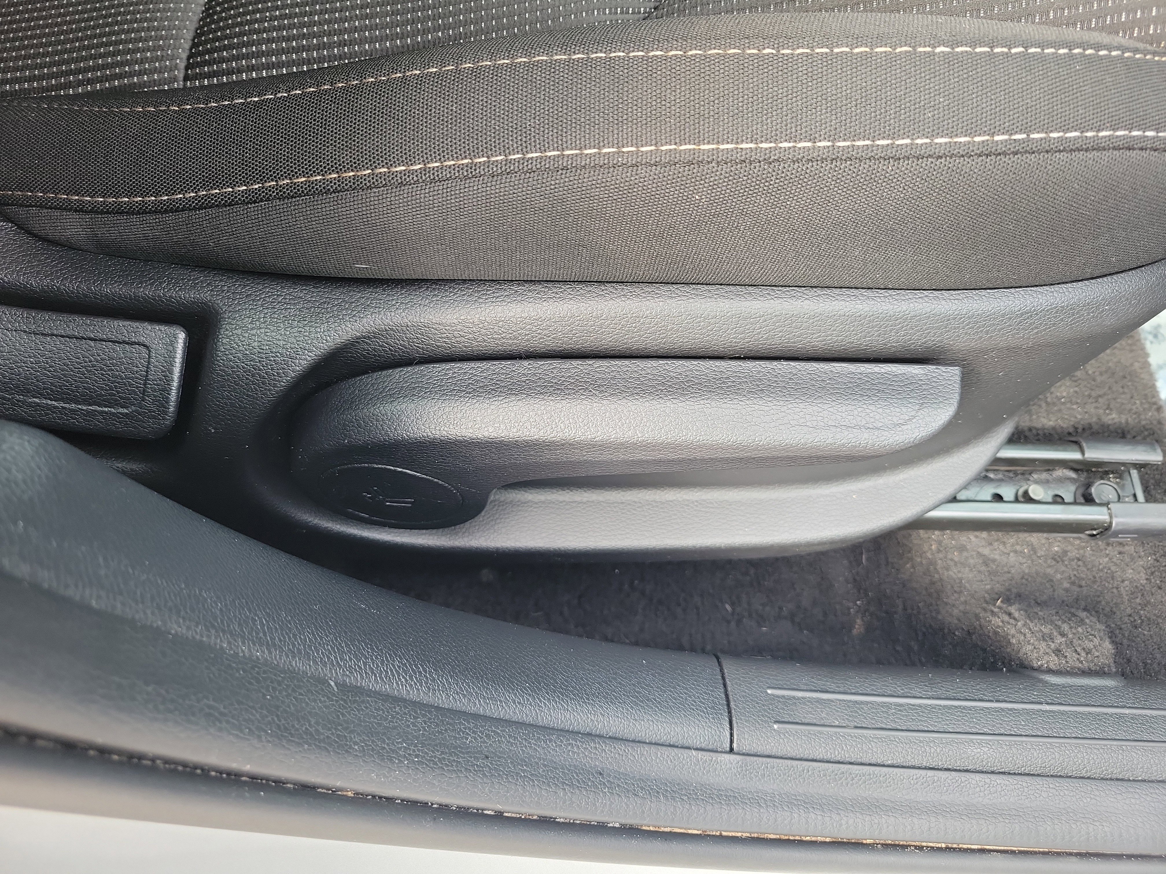 Used 2021 Kia Forte LXS image 9