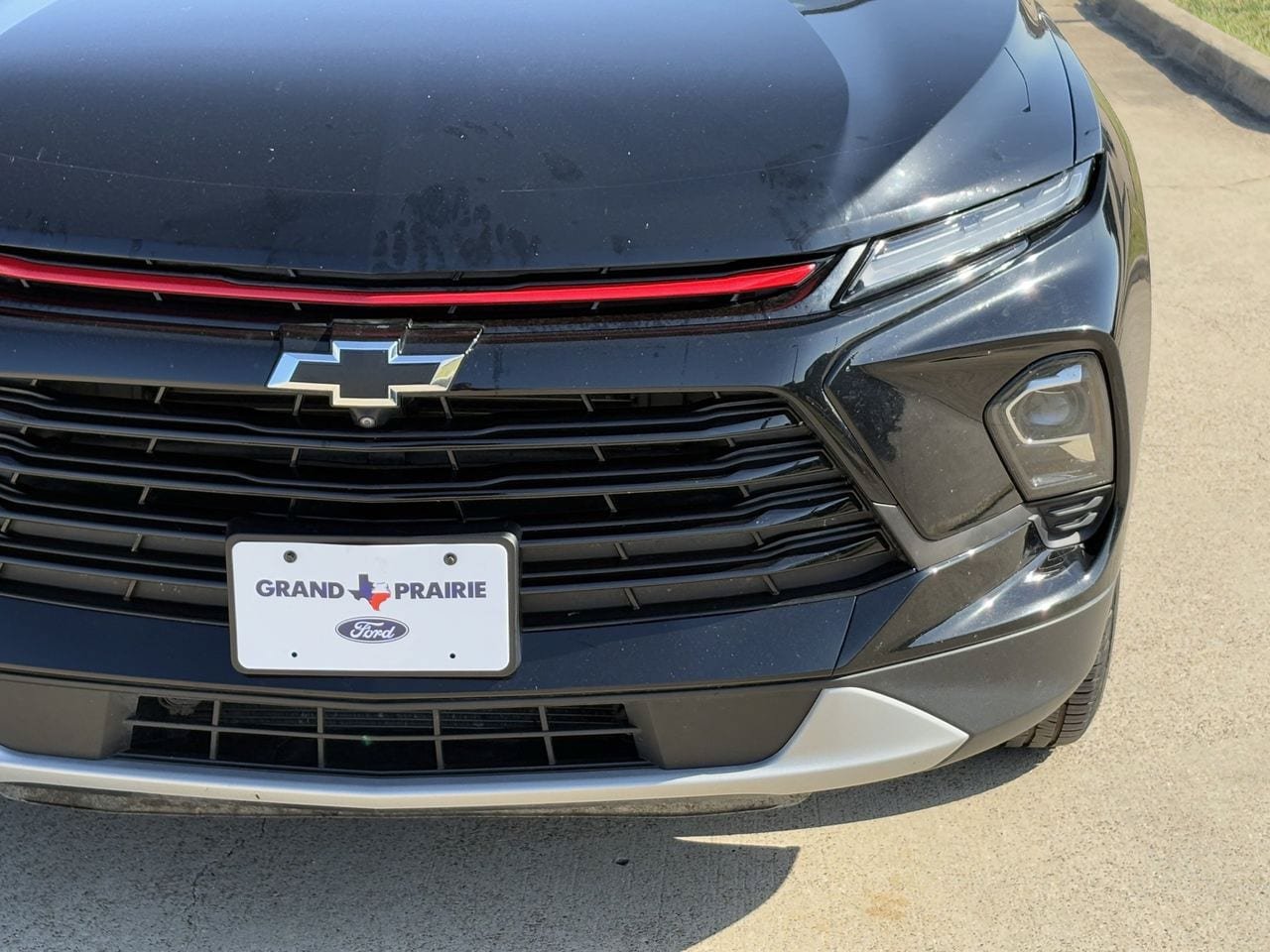 Used 2024 Chevrolet Blazer LT w/ Sound & Technology Package FWD image 10