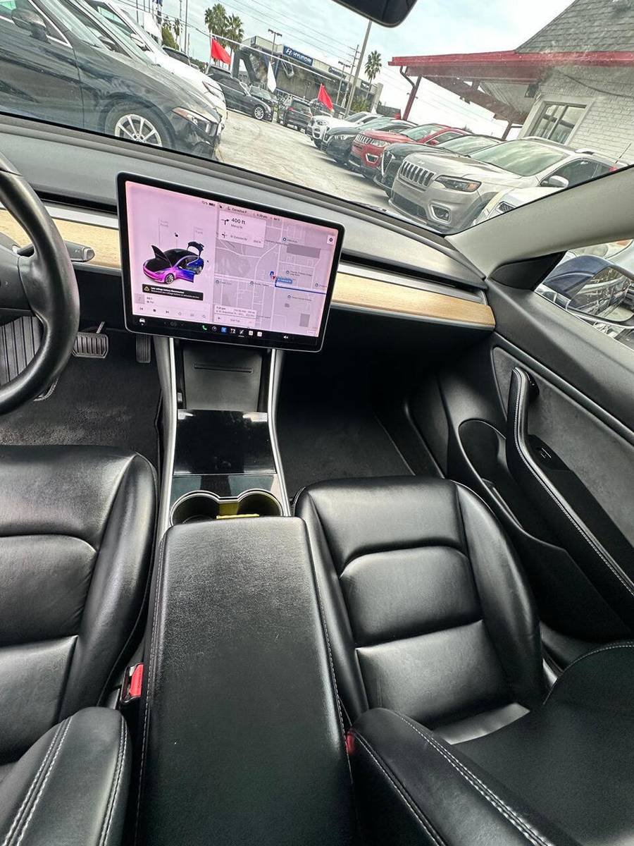 Used 2018 Tesla Model 3 Performance AWD/4WD image 11