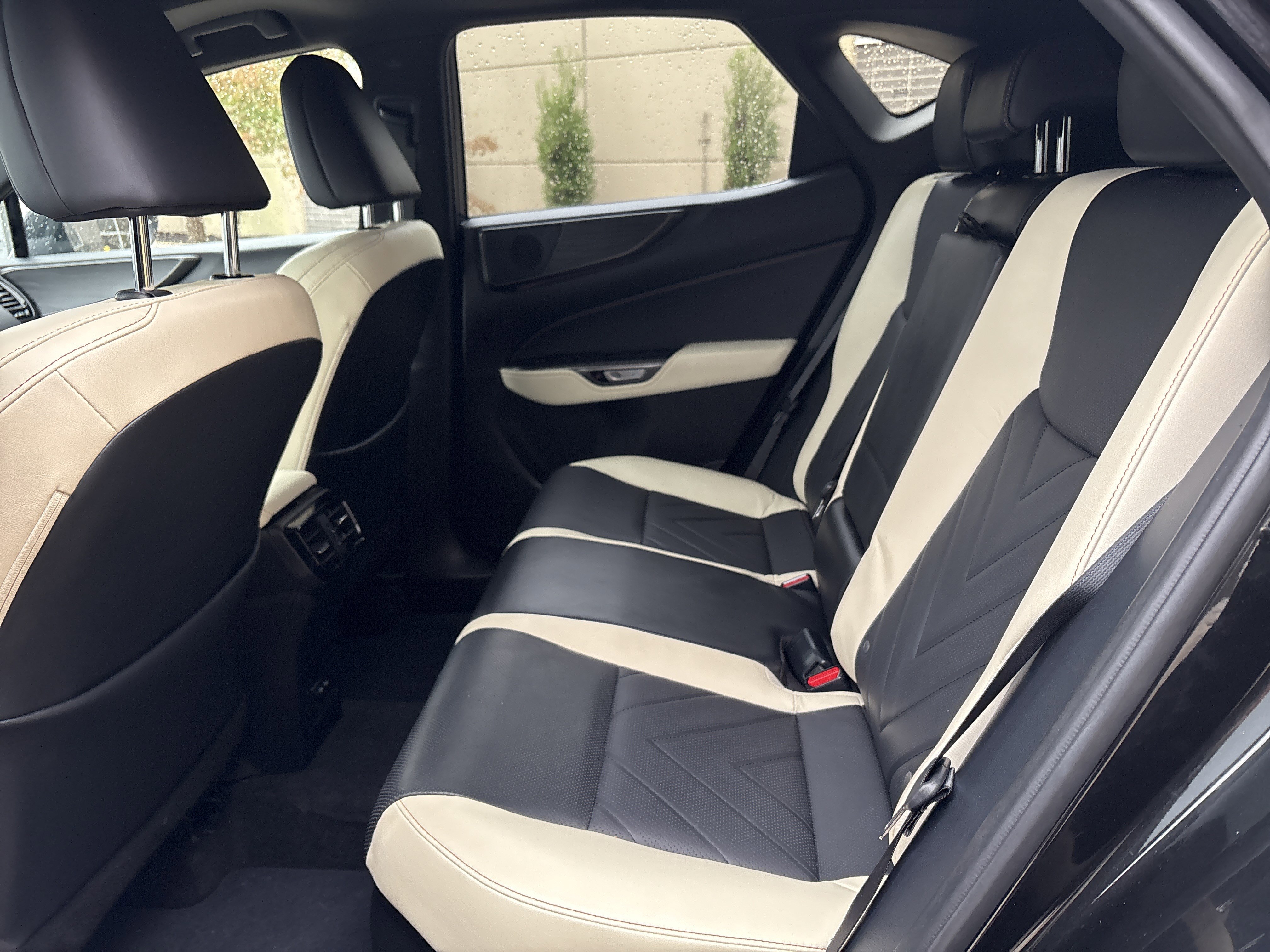 Used 2023 Lexus NX 350h AWD w/ Vision Package image 31